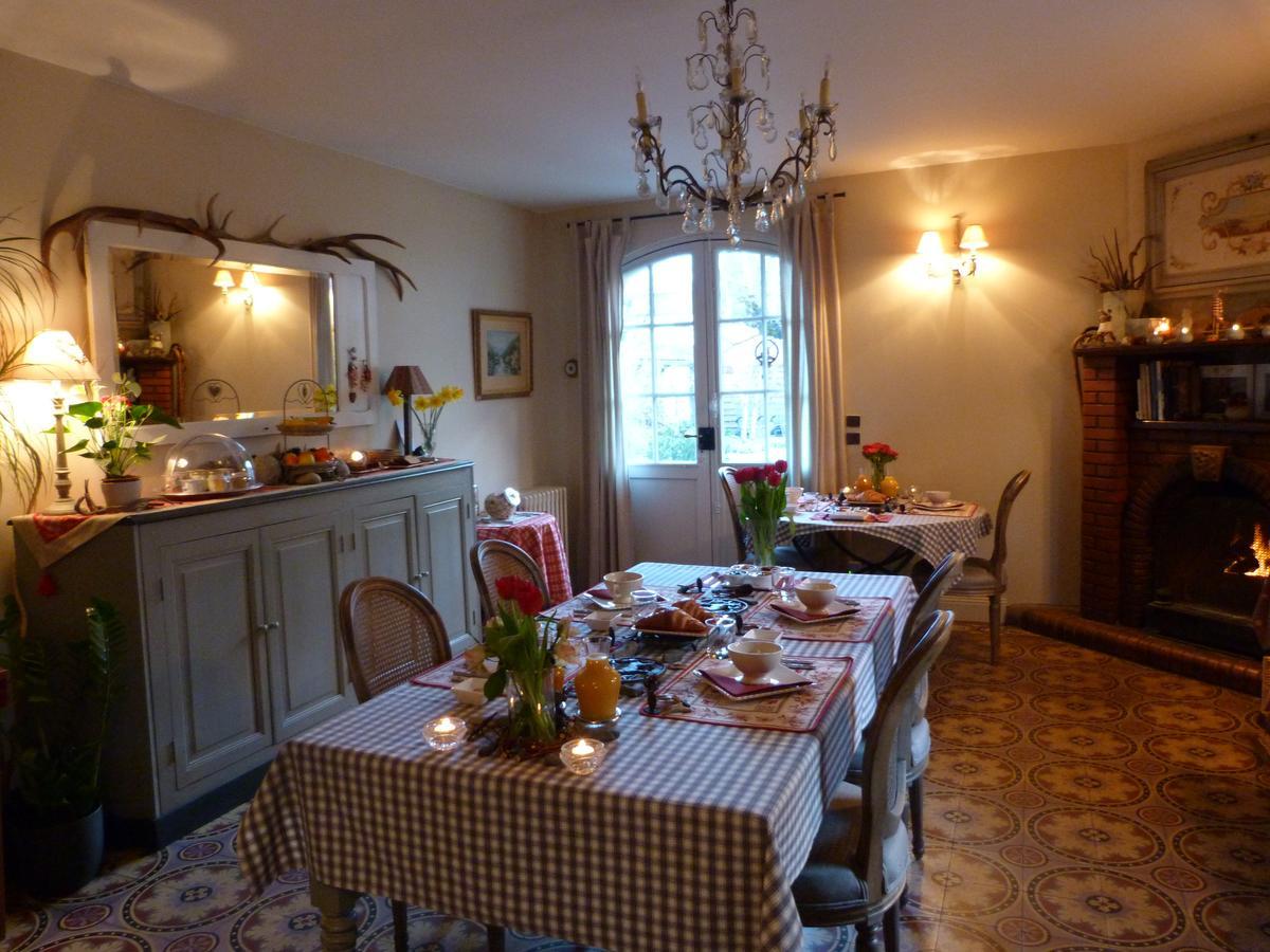 B & B Au Dela Du Temps Saint-Mamet Zewnętrze zdjęcie